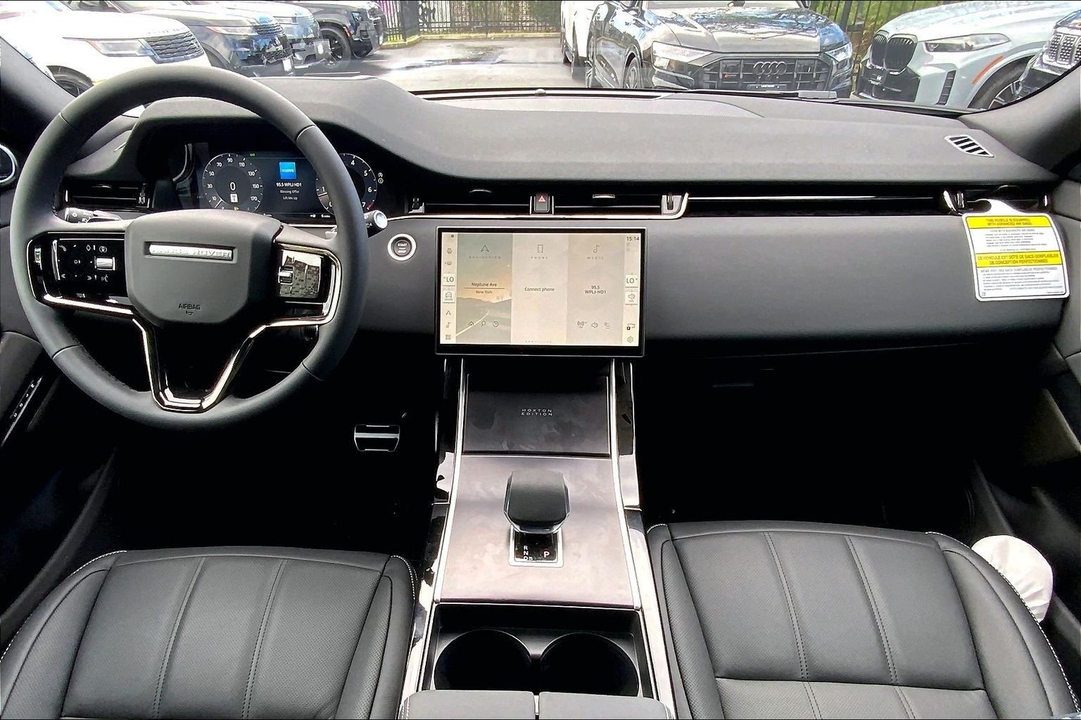 New 2026 Fuji White Land Rover Hoxton Edition image 5