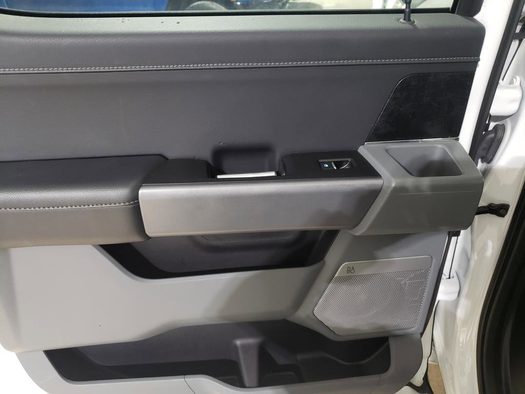 Used 2023 Oxford White Ford XL image 13