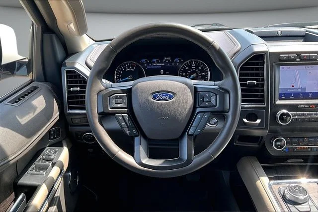 Used 2020 Star White Ford Limited image 8