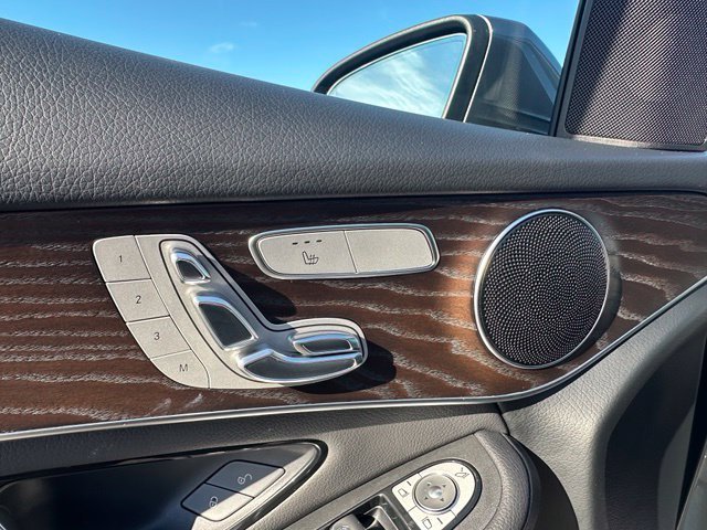 Used 2020 Gray Mercedes-Benz GLC 300 image 13