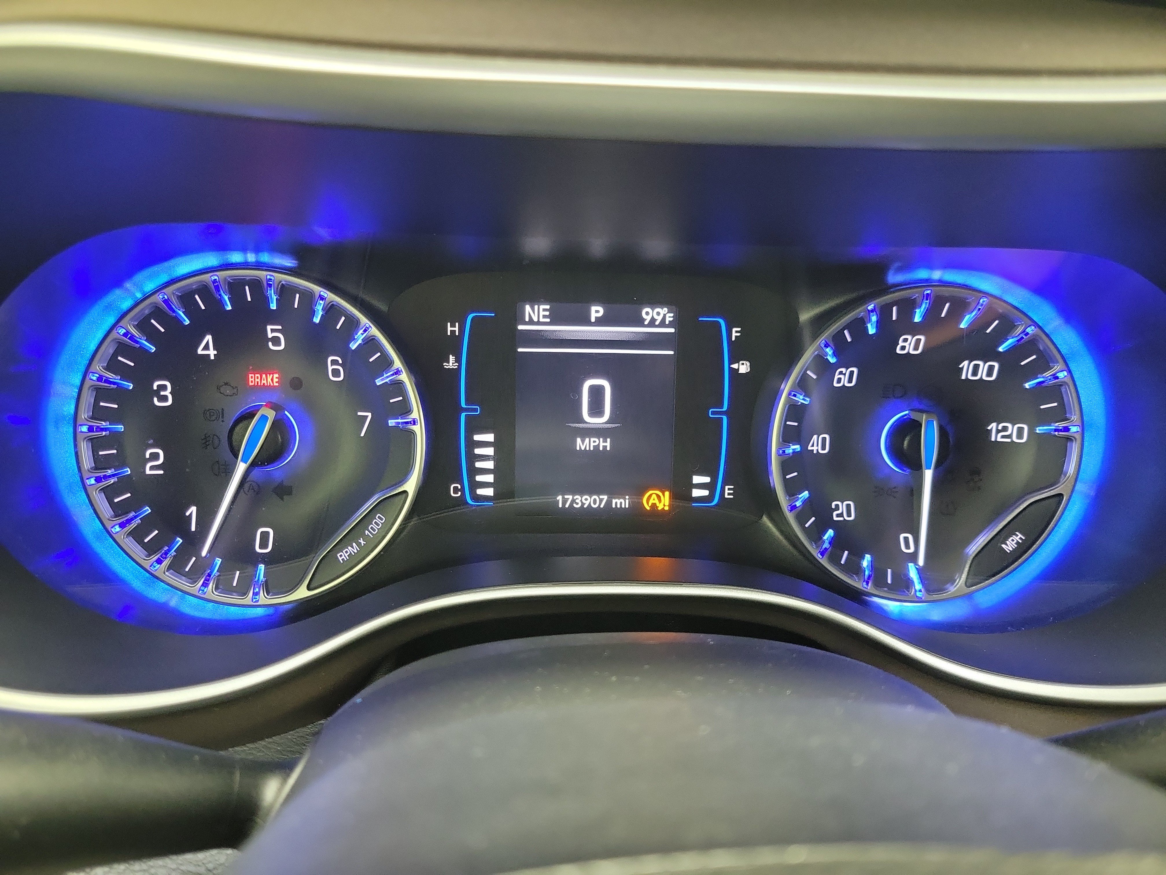 Used 2019 Bright White Clearcoat Chrysler Touring L image 24