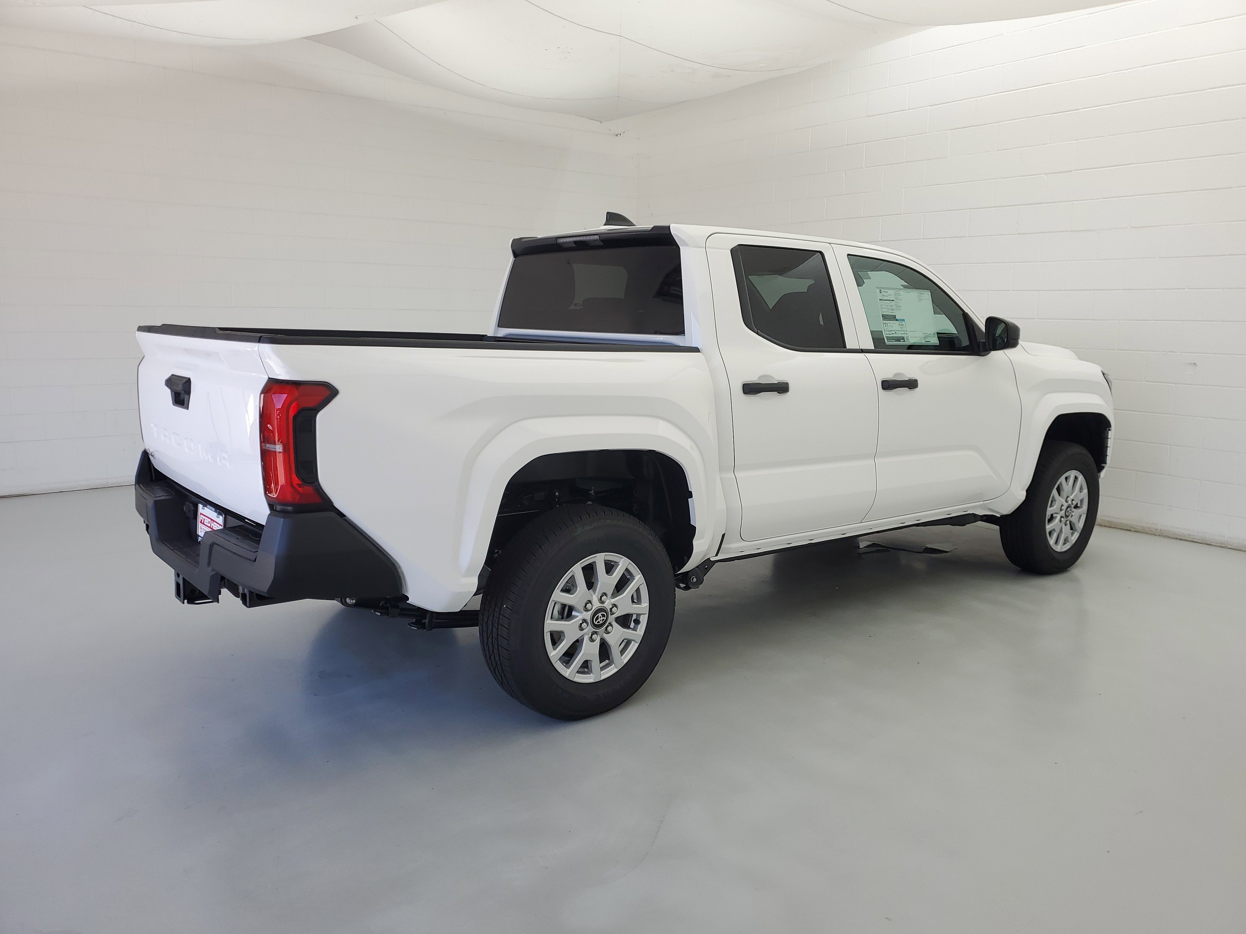 New 2026 Ice Cap Toyota  SR image 5