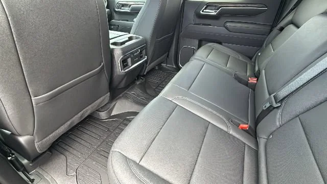 2026 GMC Sierra 1500 SLT - Photo 24
