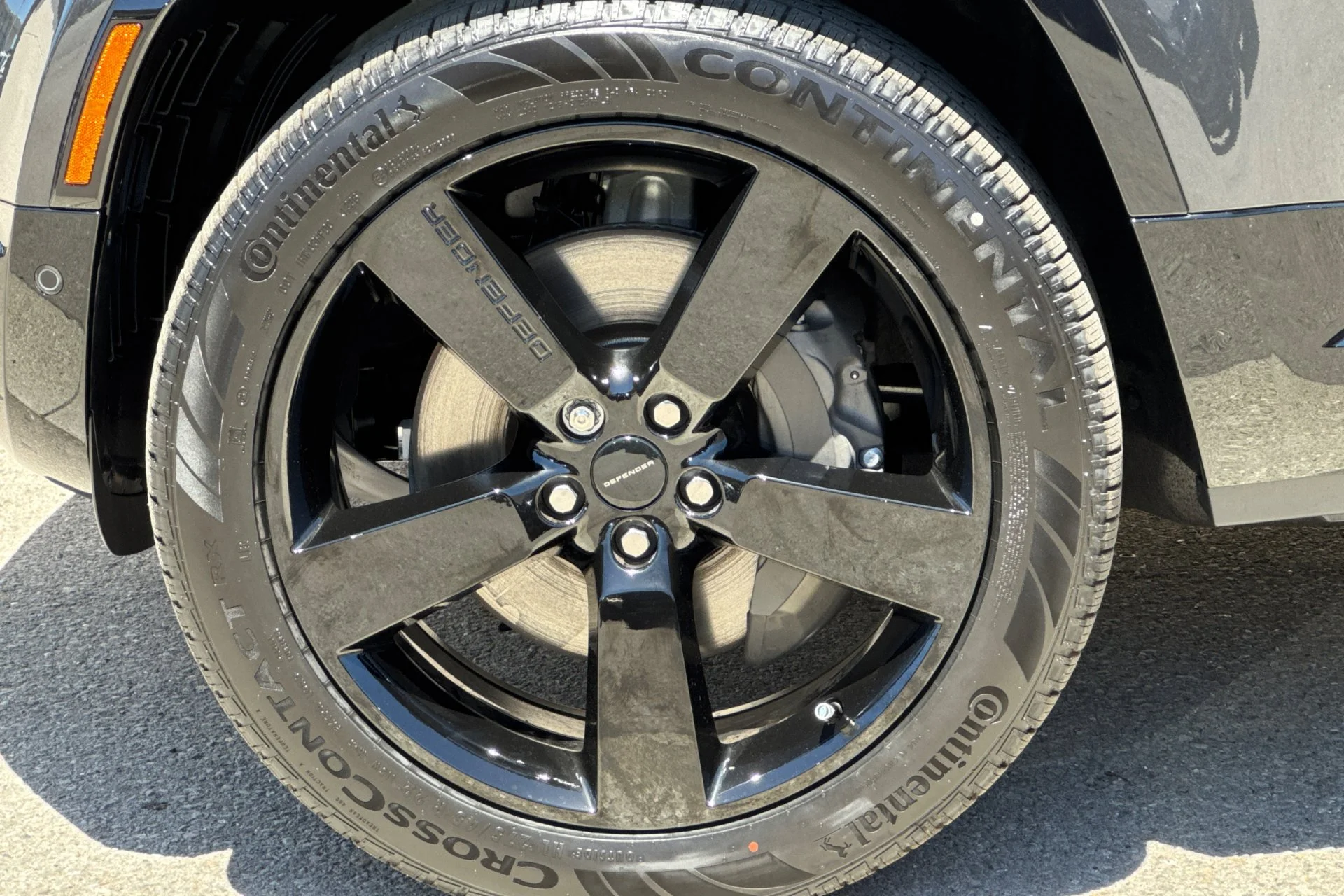 New 2026 Carpathian Grey Land Rover X-Dynamic SE image 11