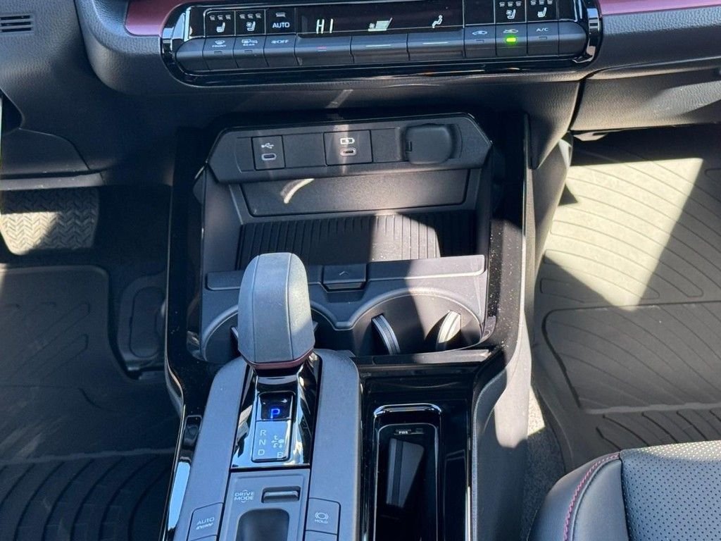 2026 Toyota Prius Plug-in Hybrid XSE Premium - Photo 10