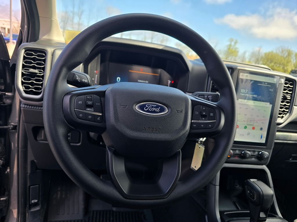 Used 2025 Gray Ford XL image 15