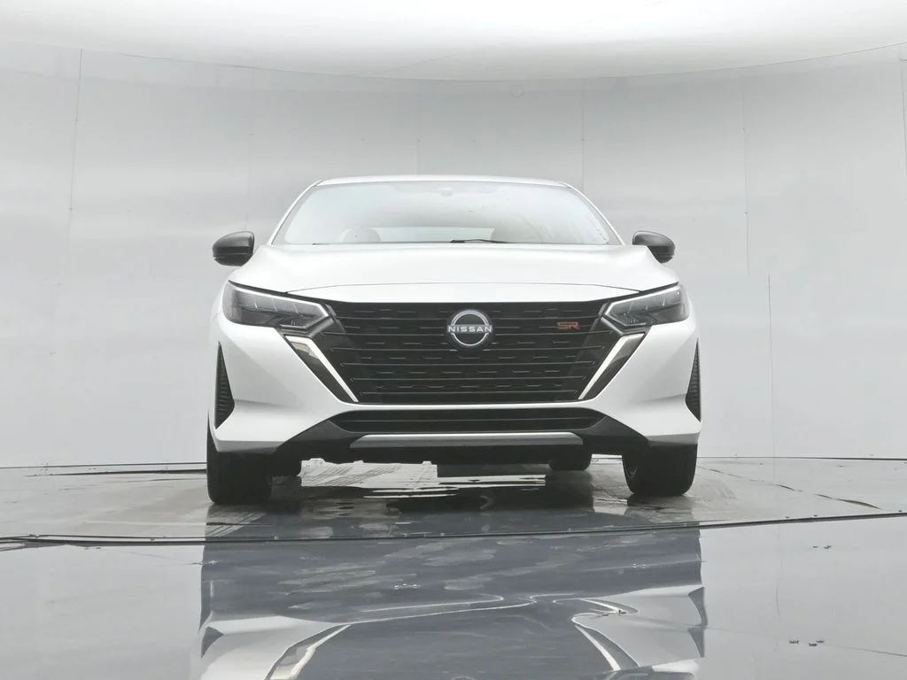 Used 2024 White Nissan SR image 46