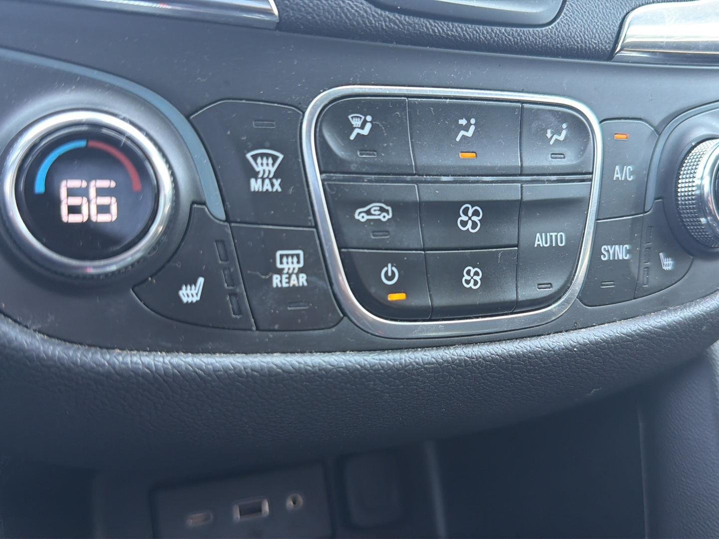 Used 2020 Pacific Blue Metallic Chevrolet LT image 14