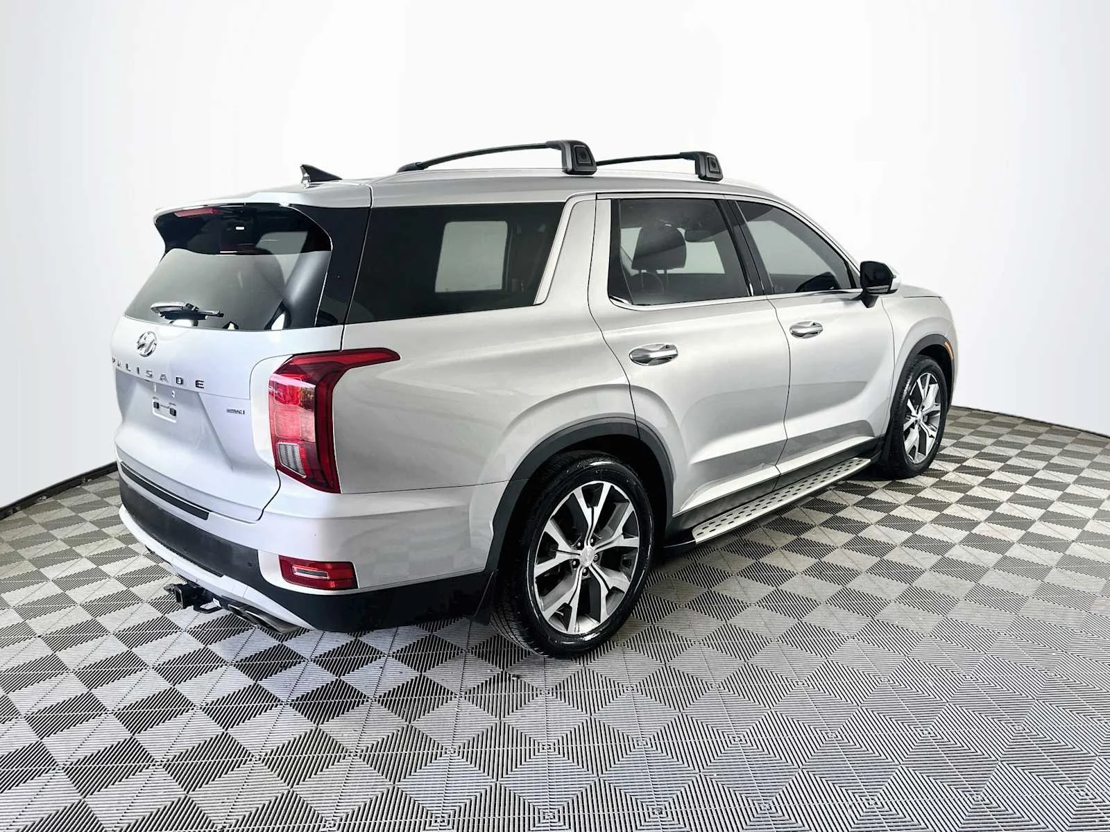 Used 2022 Typhoon Silver Hyundai SEL image 4