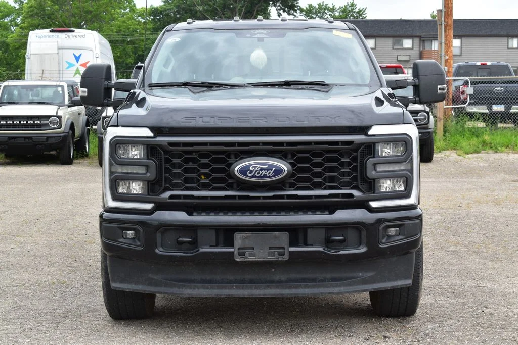 Used 2024 Ford F-250 Super Duty XL with VIN 1FT8W2BA1REC18158 for sale in Kansas City