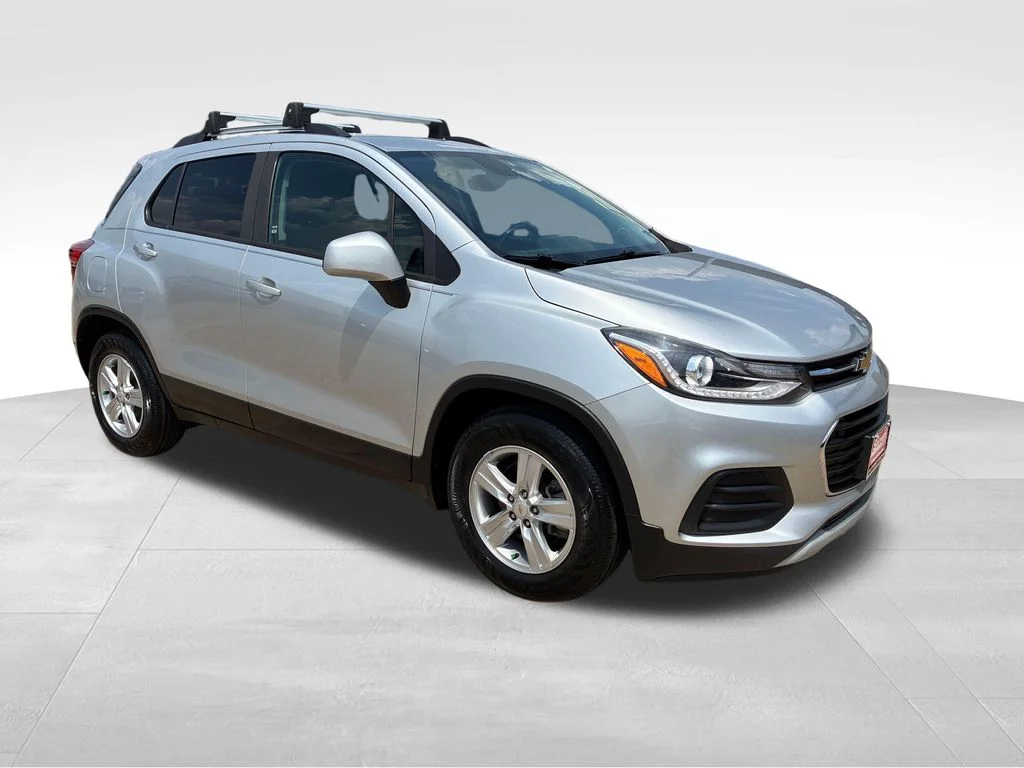 Used 2021 Silver Chevrolet LT image 8