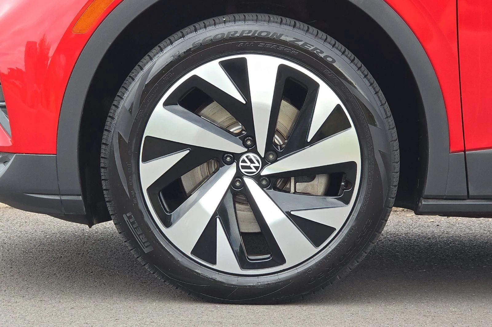 Used 2022 Red Volkswagen Pro S image 32