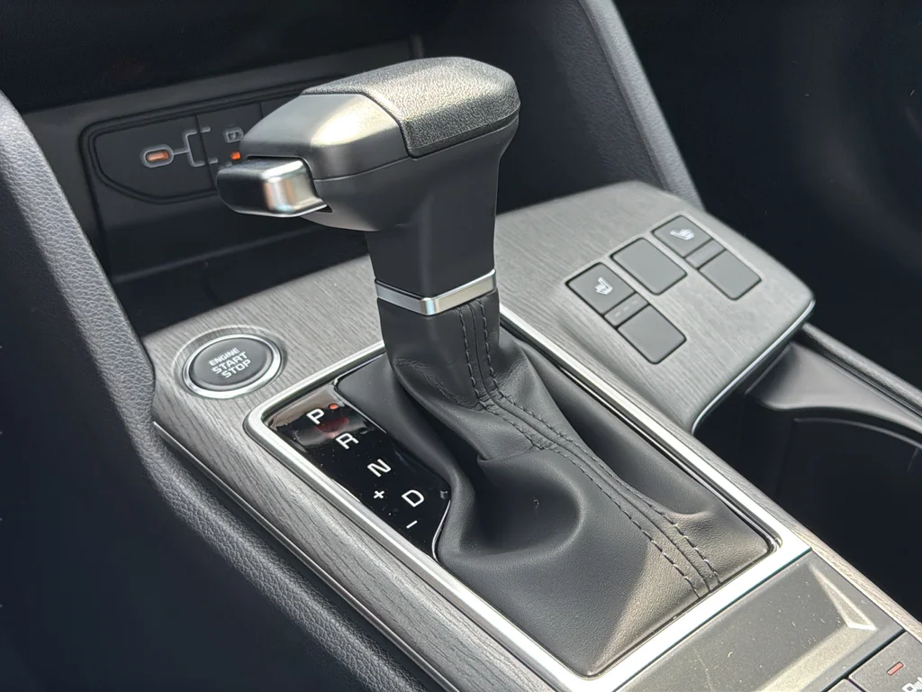 New 2026 Wolf Gray Kia X-Line image 27