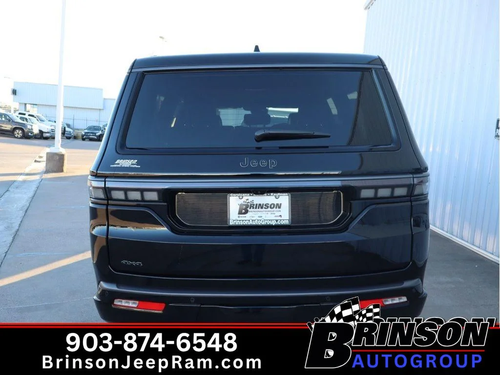 New 2026 High Gloss Black Jeep Limited Altitude image 4