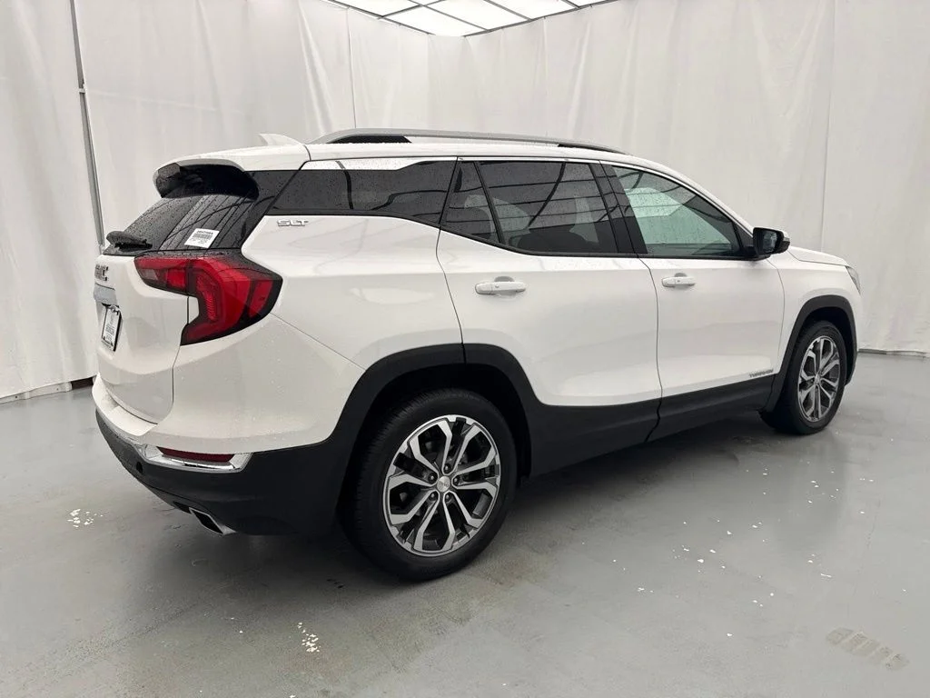 Used 2020 White GMC SLT image 13