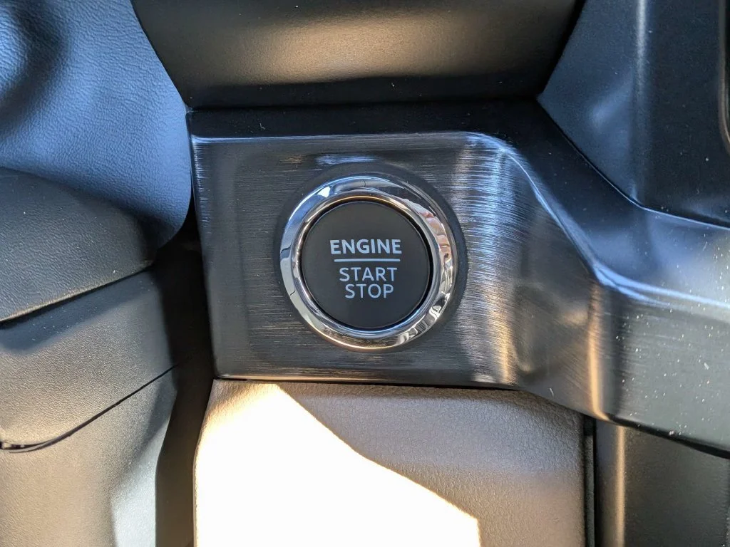 New 2027 Marsh Gray Metallic Ford F-250® Lariat® image 26