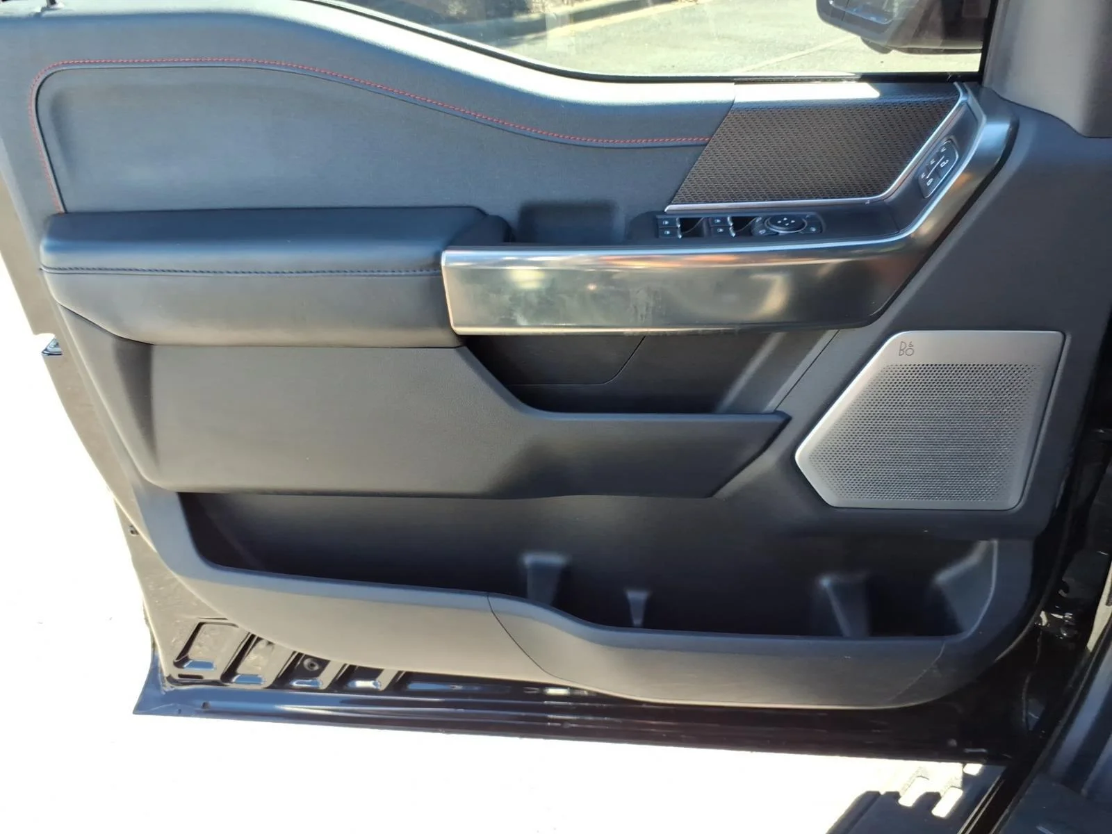 Used 2022 Agate Black Metallic Ford Raptor image 30