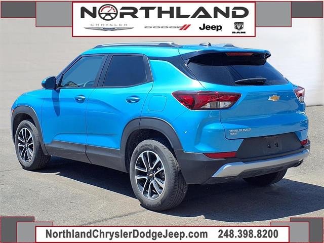 Certified Used 2025 Marina Blue Metallic Chevrolet LT image 2