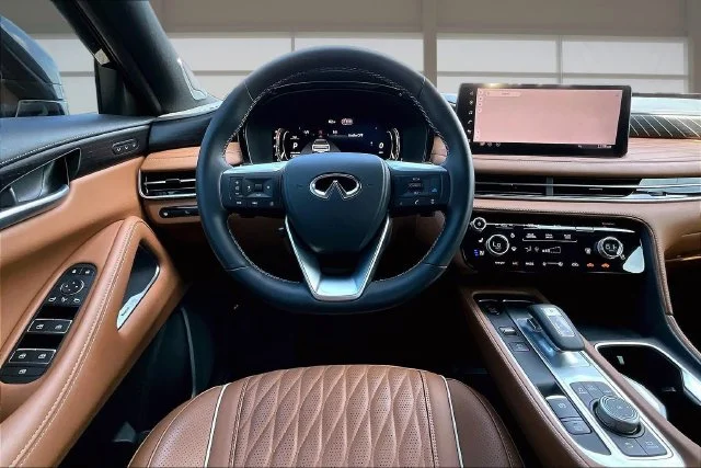 Used 2026 Black INFINITI Autograph image 4