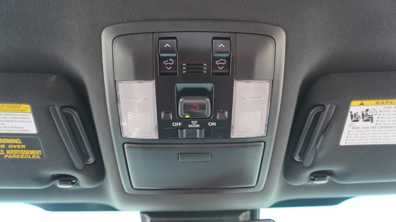 Certified Used 2023 EMINENT WHITE PEARL Lexus GX 460 Premium image 28