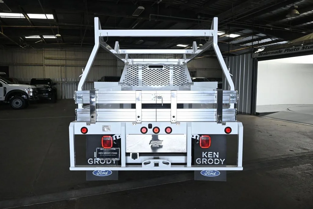 New 2026 Oxford White Ford XL image 8