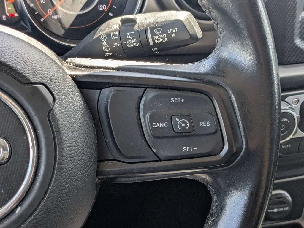 Used 2021 Black Jeep Sport S image 23