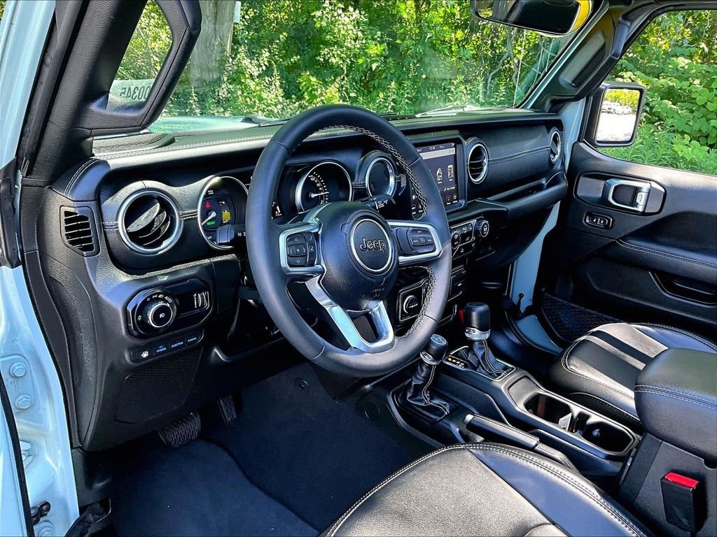 Used 2023 Gray Jeep Sahara 4xe image 8