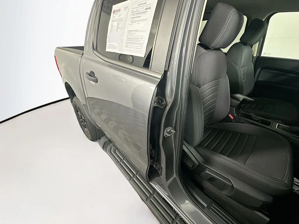 Used 2023 Gray Ford XLT image 27