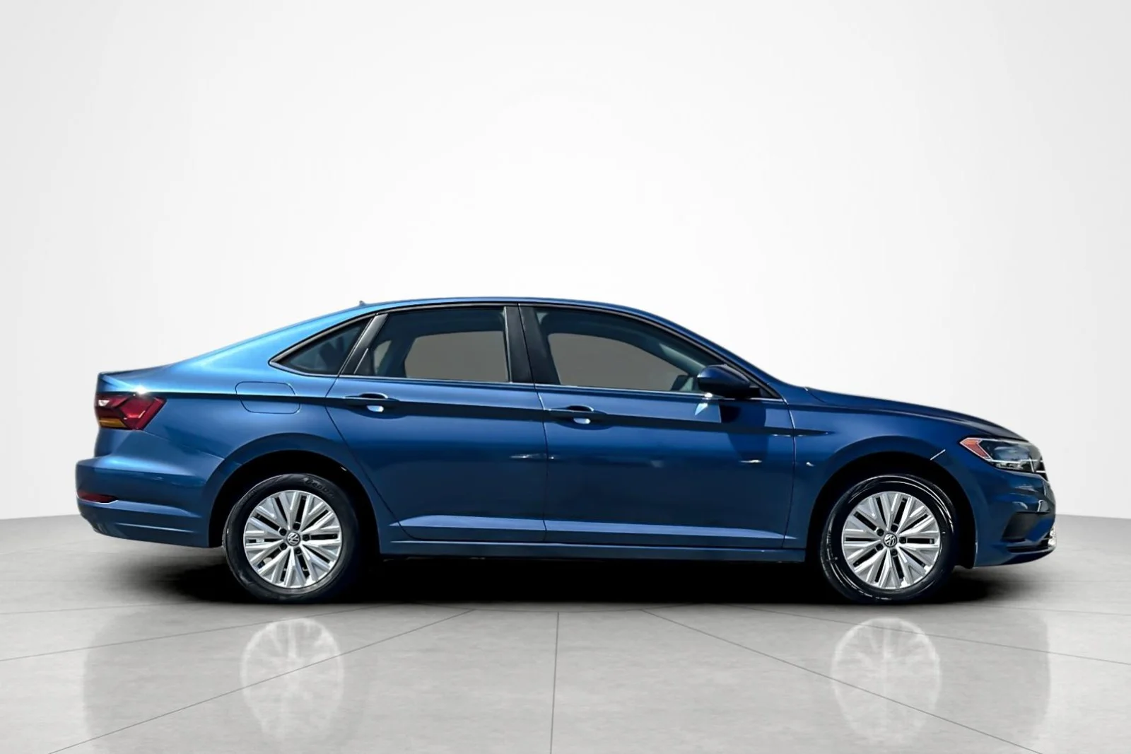 Used 2019 BLUE METALLIC Volkswagen S image 6