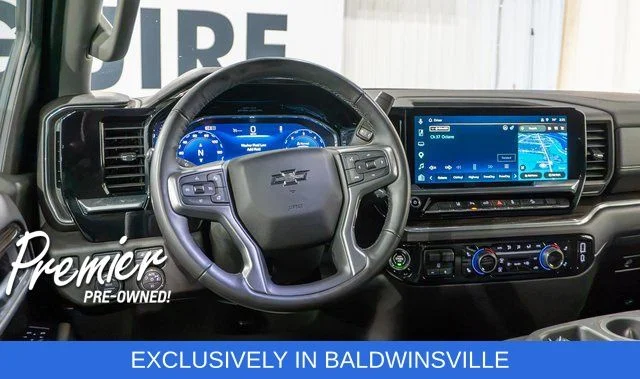 Used 2025 Gray Chevrolet LT image 13