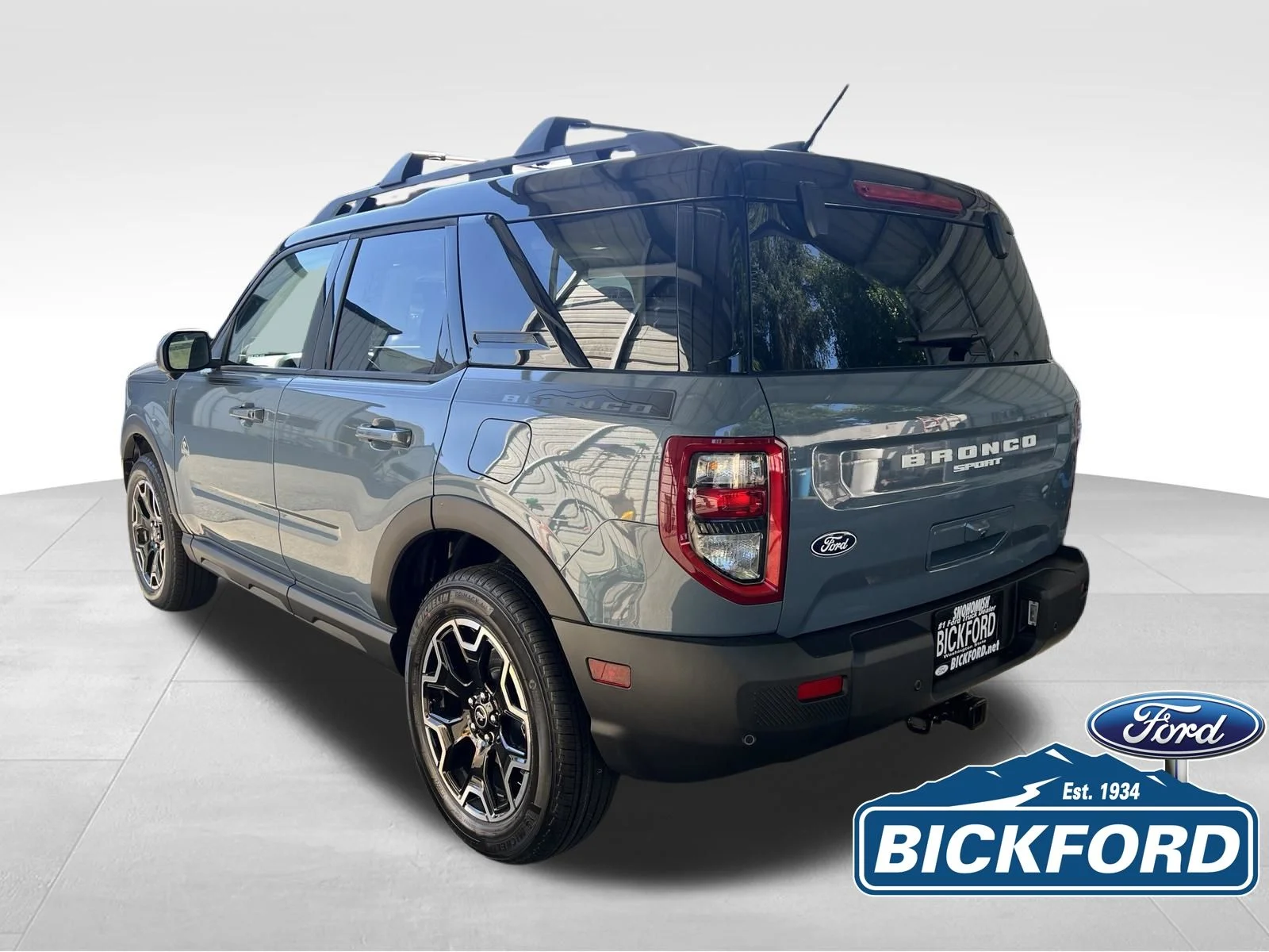 New 2026 Gray Ford Outer Banks image 8