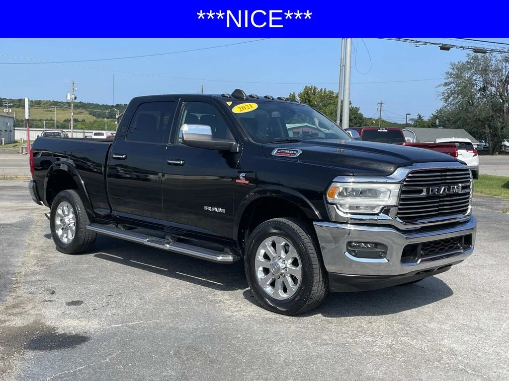 Used 2021 Black Ram Laramie image 27