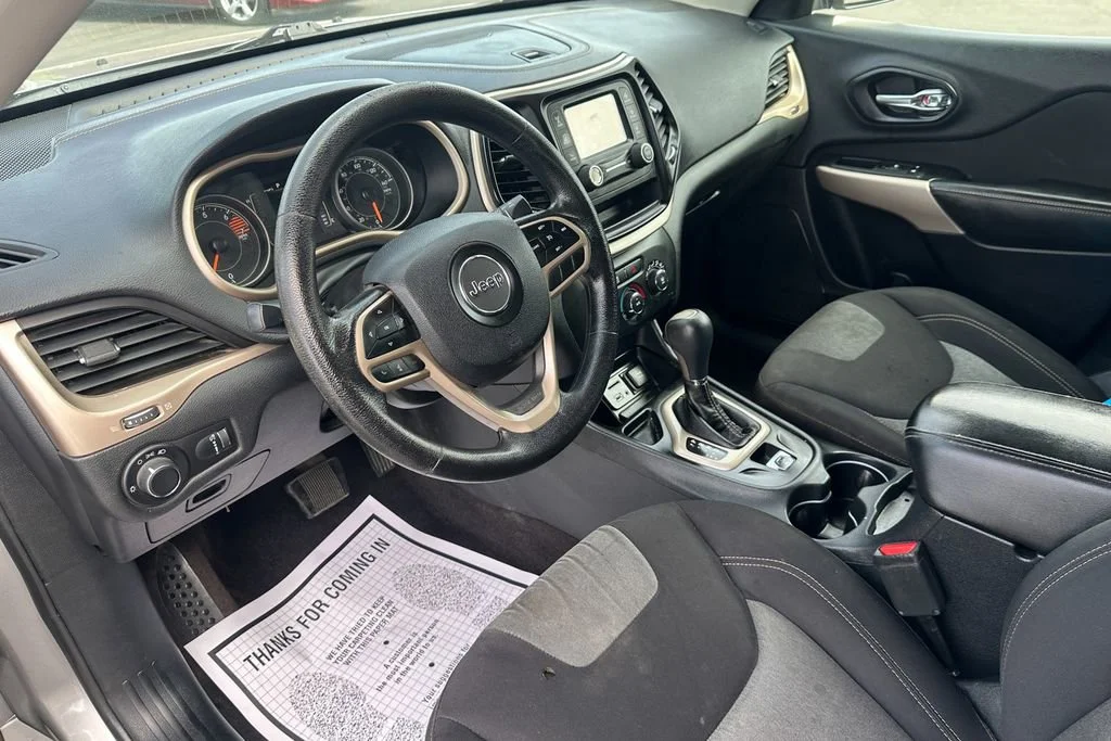 Used 2017 Gray Jeep Sport image 10