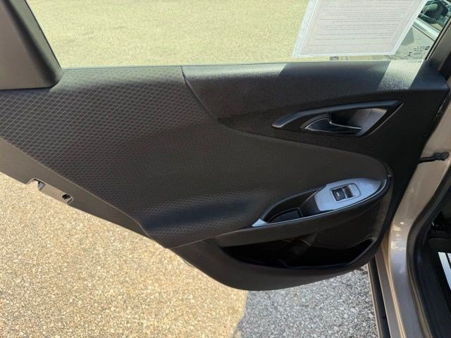 Used 2024 Mineral Gray Metallic Chevrolet LT image 13