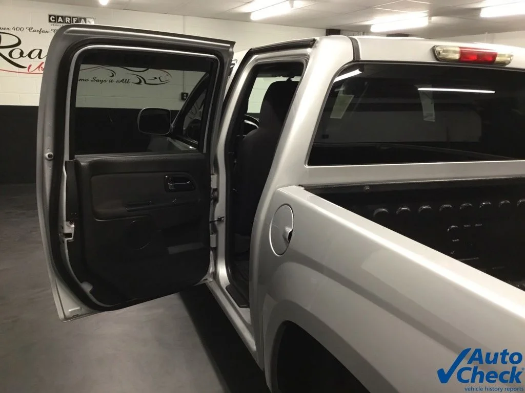 Used 2012 Silver Chevrolet 1LT image 32