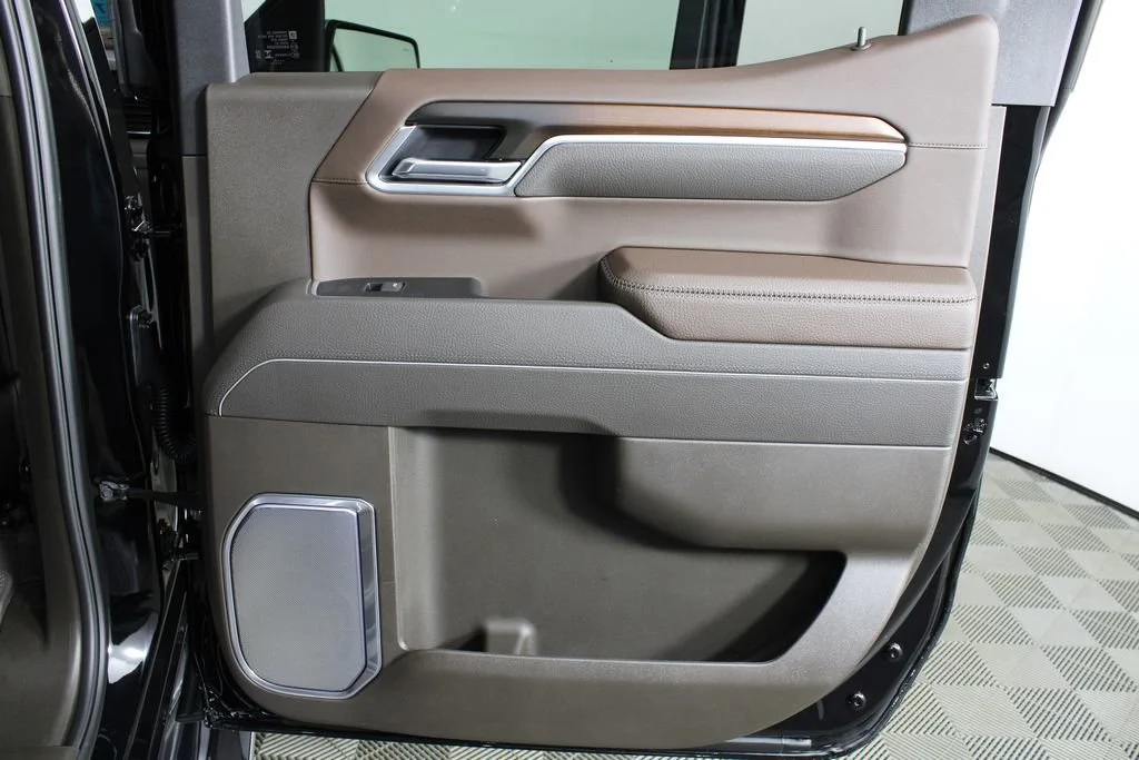 New 2026 Onyx Black GMC Denali image 9