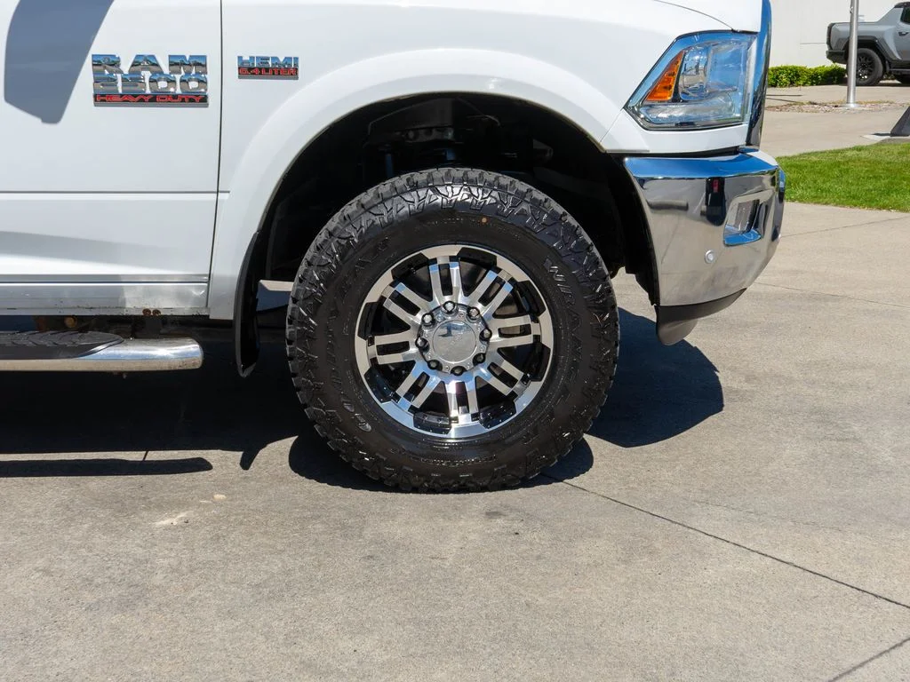 Used 2017 White Ram Laramie image 34