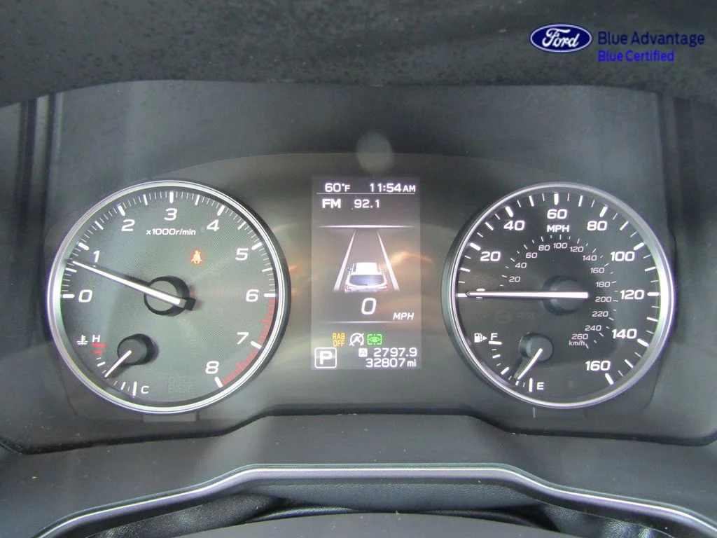 Certified Used 2025 Ice Silver Metallic Subaru Limited image 32