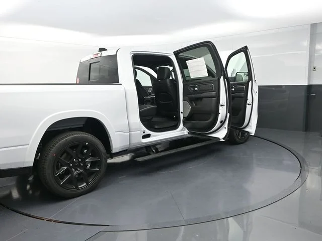 2026 RAM 1500 Laramie - Photo 36