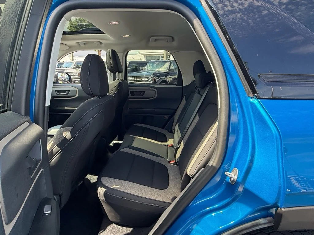 Used 2025 Blue Metallic Ford Big Bend image 11