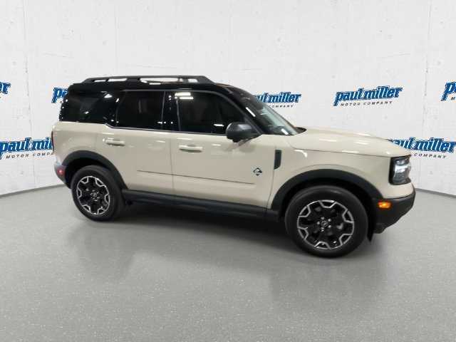 Certified Used 2025 Beige Ford Outer Banks image 13