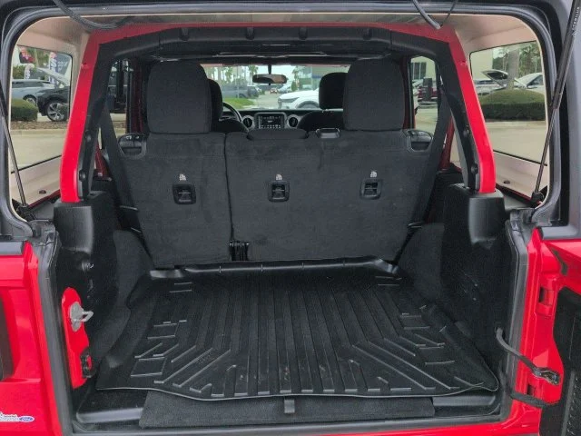 Certified Used 2020 Firecracker Red Clearcoat Jeep Unlimited Sahara image 13