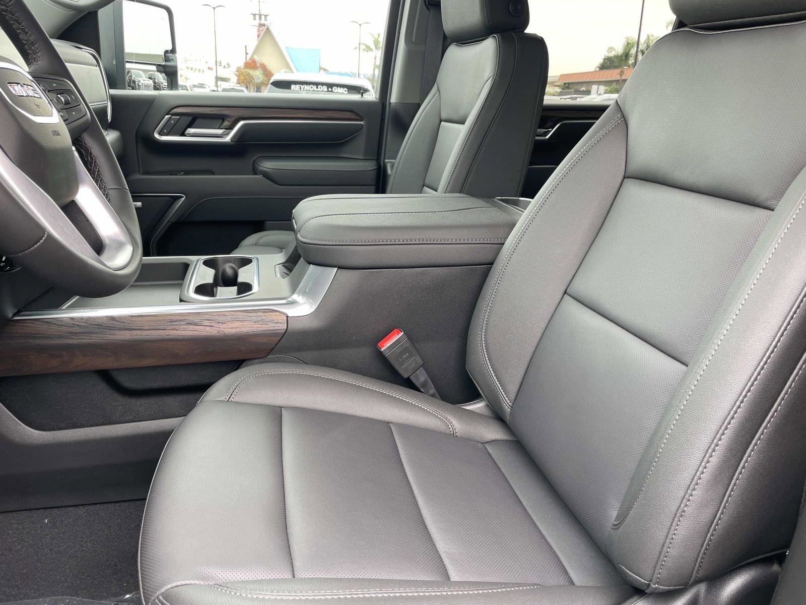 2026 GMC Sierra 3500HD SLT - Photo 22