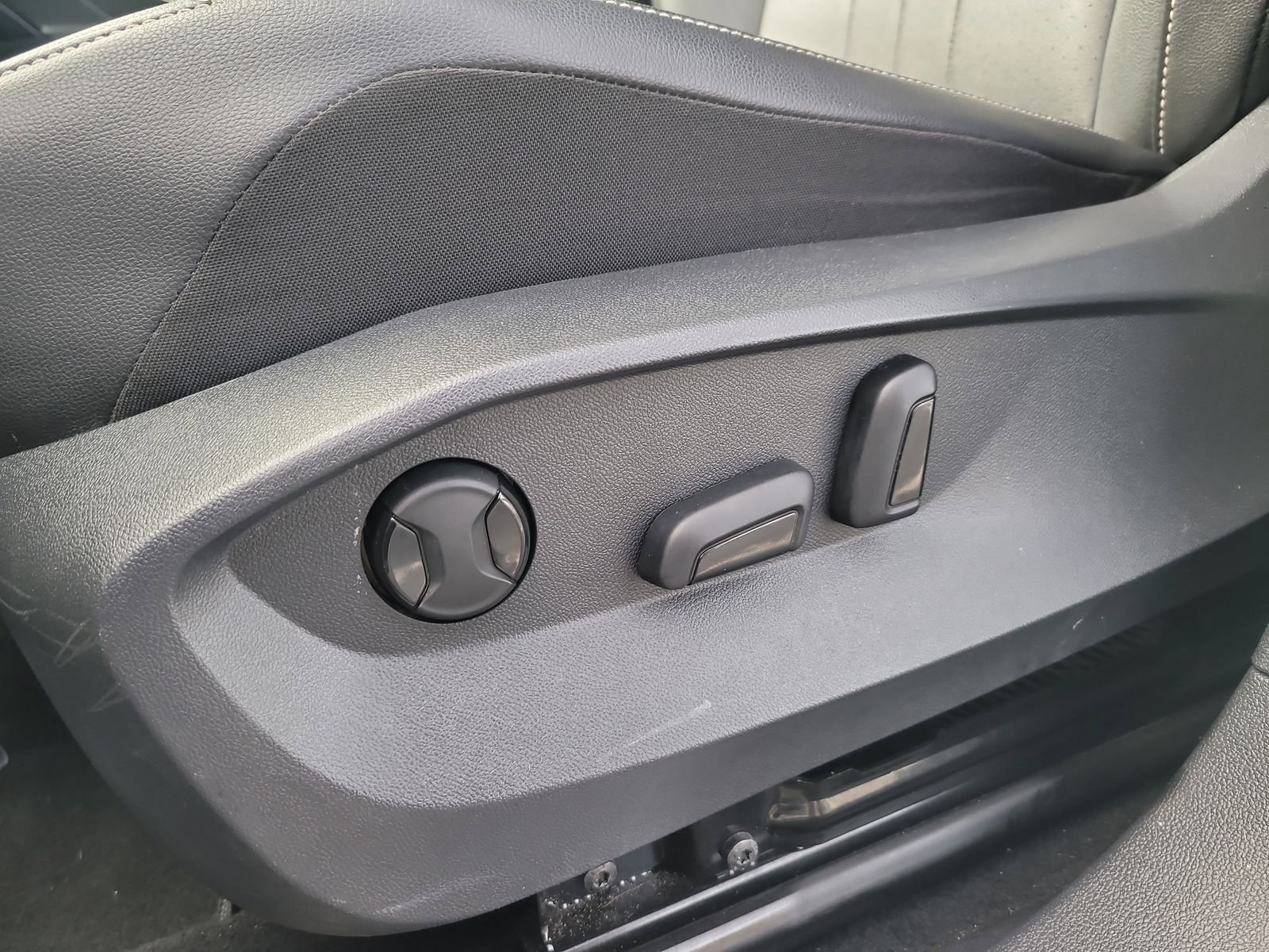 2023 Volkswagen Tiguan SE R-LINE BLACK - Photo 20