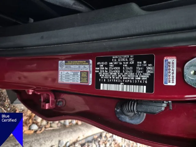 Used 2023 Red Kia X-Line SX Prestige image 39