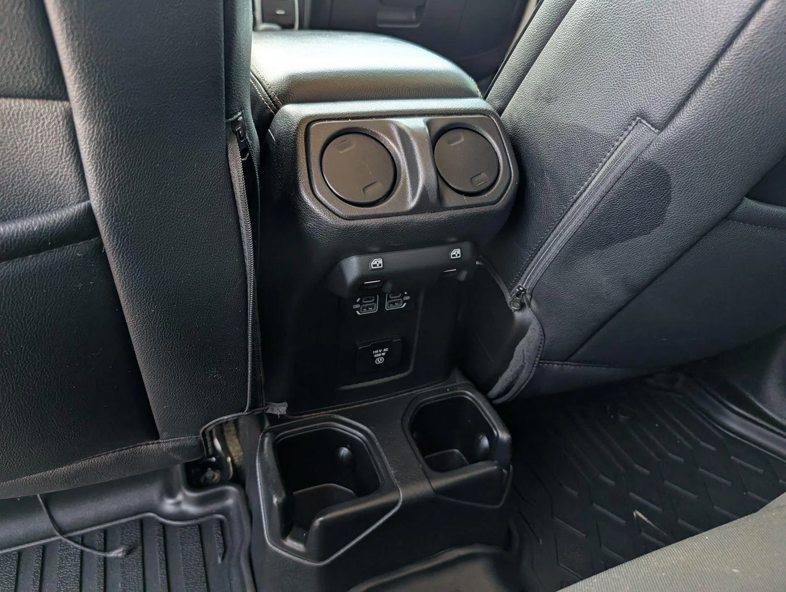 Used 2023 Bright White Clearcoat Jeep Overland image 29