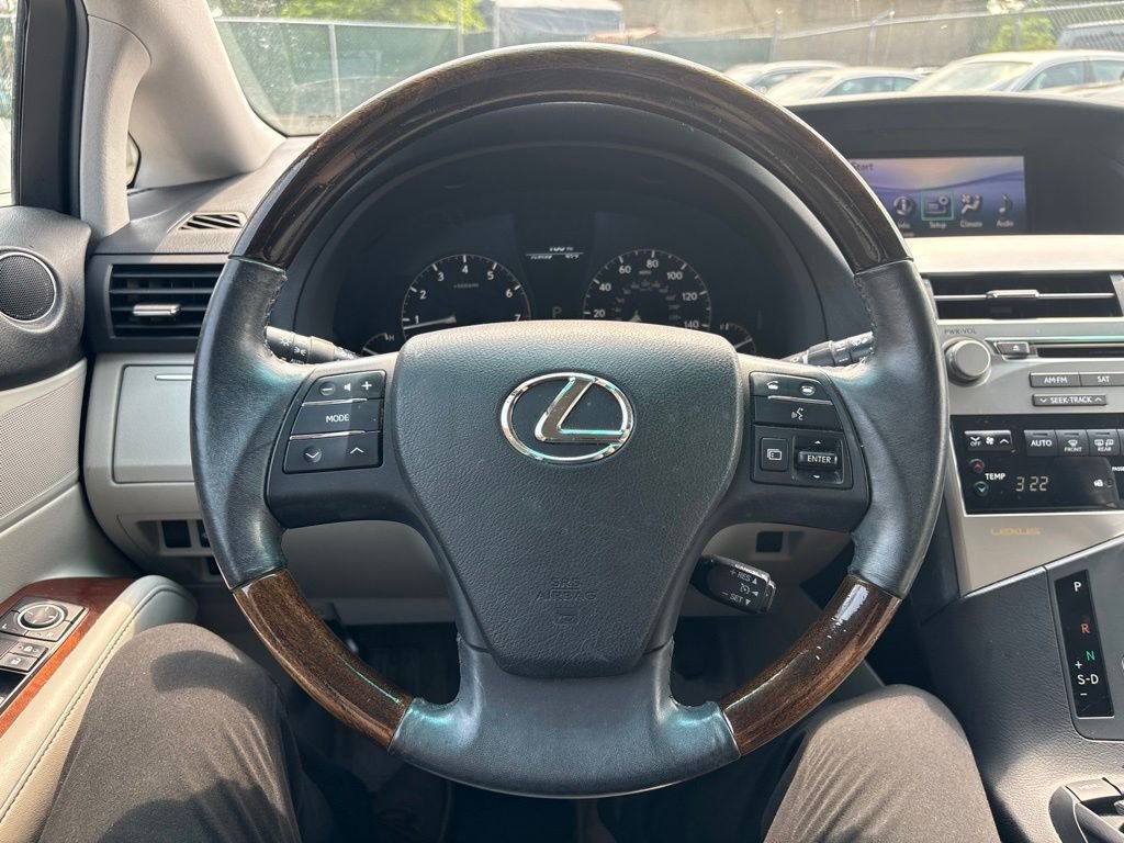 Used 2012  Lexus 350 image 11