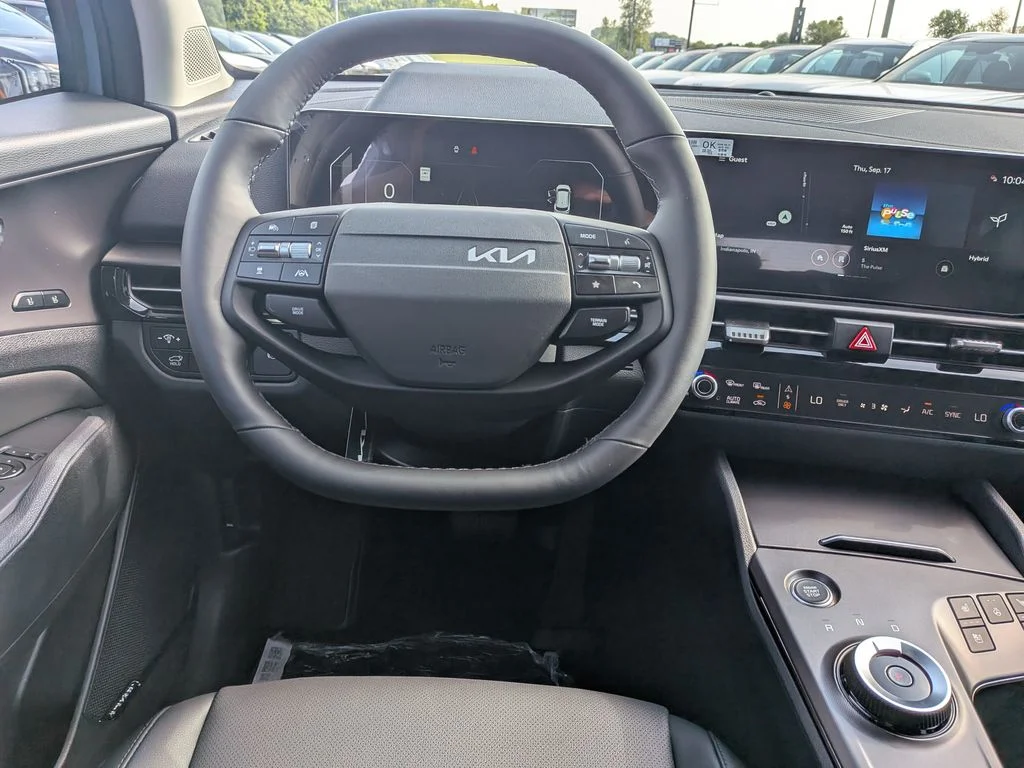 New 2027 Blue Kia SX-Prestige image 38