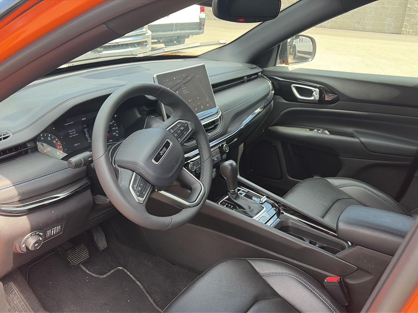 Used 2026 Joose Jeep Limited Altitude image 5
