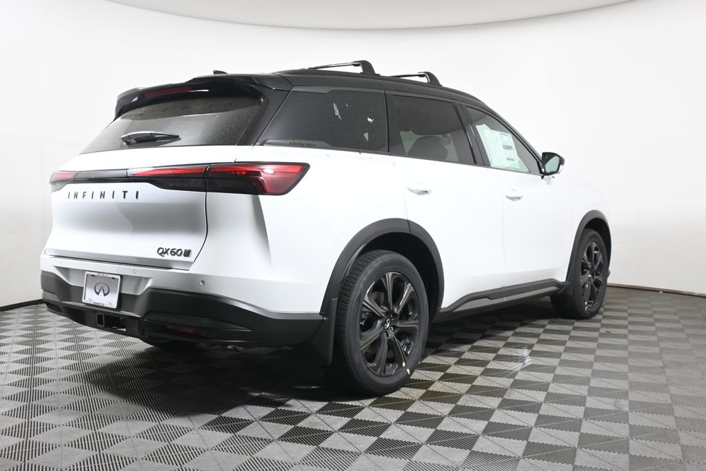 New 2027 2T RAD WHT INFINITI Autograph AWD image 7